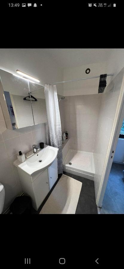 T2 Proche Gare Avec Wifi 1Er Etage Daire Chartres Dış mekan fotoğraf